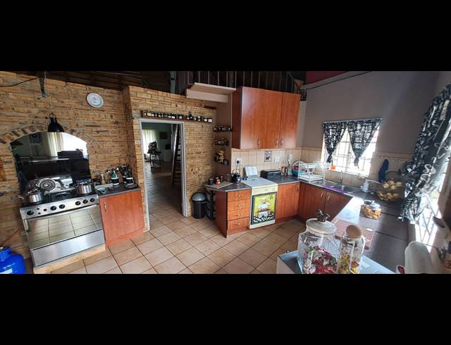 3 BEDROOM HOUSE FOR SALE IN OLIFANTSNEK